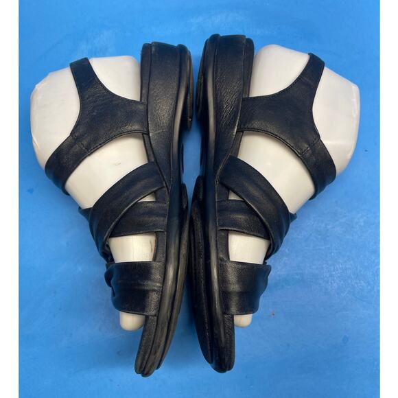 Clarks Artisan Sandals Womens 8 M Strappy Black Leather Hook & Loop - Picture 9 of 12